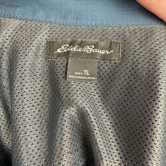 EUC Eddie Bauer Blue Breathable and water repellent Outdoor Shirt Size TL - Picture 6 of 7